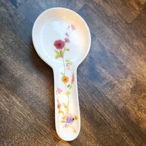 222 Fifth Thea Bone China Spoonrest